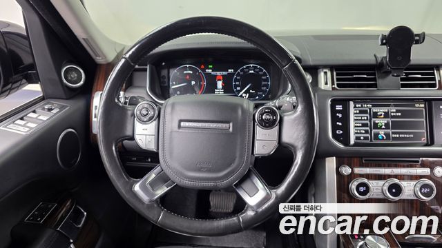 Land Rover Range Rover (IV) 4.4 SDV8 Vogue SE DIESEL 2014 — фото 13