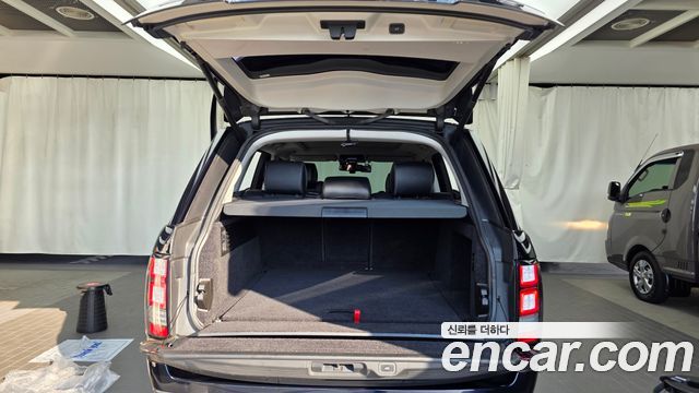 Land Rover Range Rover (IV) 4.4 SDV8 Vogue SE DIESEL 2014 — фото 20