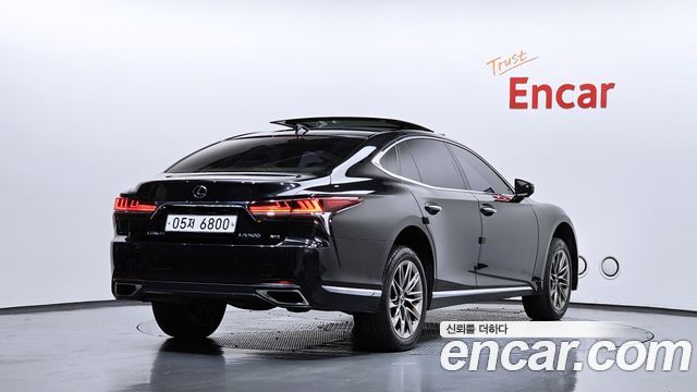 Lexus LS500 (V) 3.5 Platinum AWD 2018 — фото 2