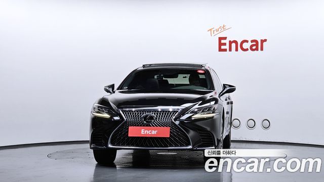 Lexus LS500 (V) 3.5 Platinum AWD 2018 — фото 3