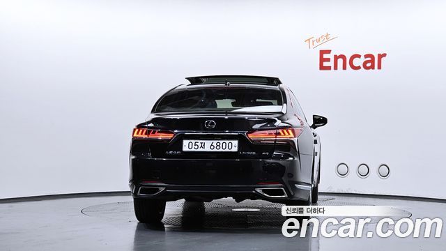 Lexus LS500 (V) 3.5 Platinum AWD 2018 — фото 4