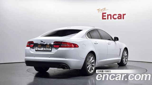 Jaguar XF 2.2D Luxury X250 2012 — фото 2