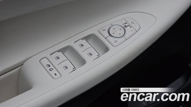 Hyundai Grandeur (IG) 2.5 Le Blanc 2023 — фото 28