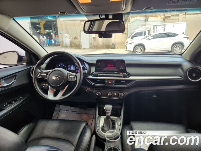 Kia K3 Prestige 2021 — фото 10