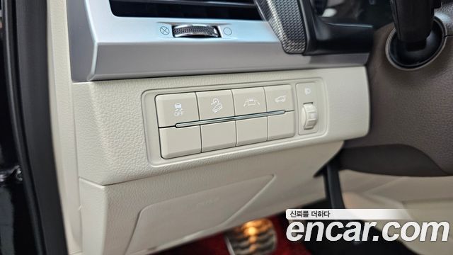 KG Mobility (SsangYong) Rexton Diesel 2.2 4WD Prestige 2023 — фото 16