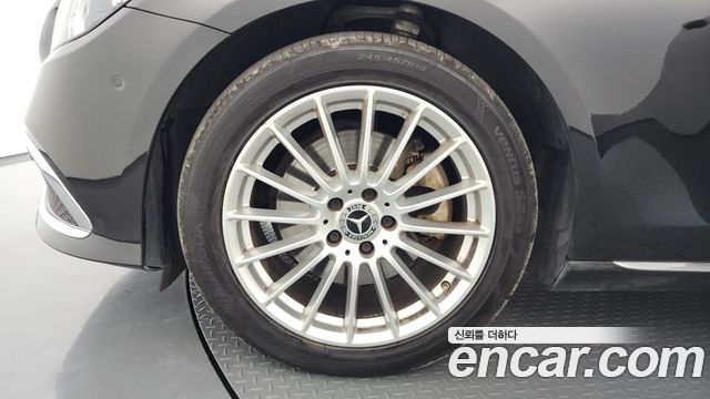 Mercedes-Benz E-Class (W213) E250 Exclusive 2021 — фото 5