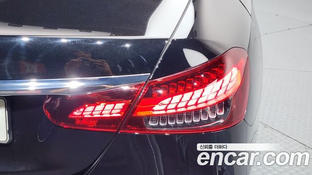 Mercedes-Benz E-Class (W213) E250 Exclusive 2021 — фото 23