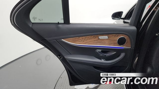 Mercedes-Benz E-Class (W213) E250 Exclusive 2021 — фото 25