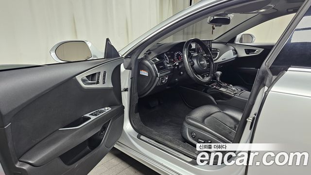 Audi A7 3.0 TFSI Quattro Entry 4G 2013 — фото 10