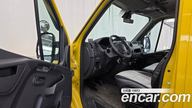 Renault Korea Master School Bus 15-Seater 2020 — фото 10