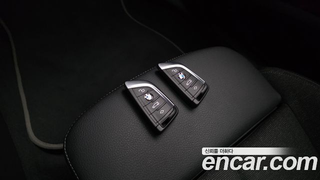 BMW 1 Series (F40) 120i Sports 2023 — фото 32