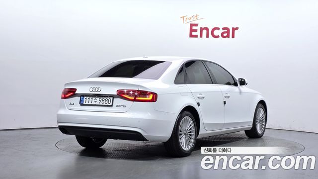 Audi A4 2.0 TDI B8 2013 — фото 2