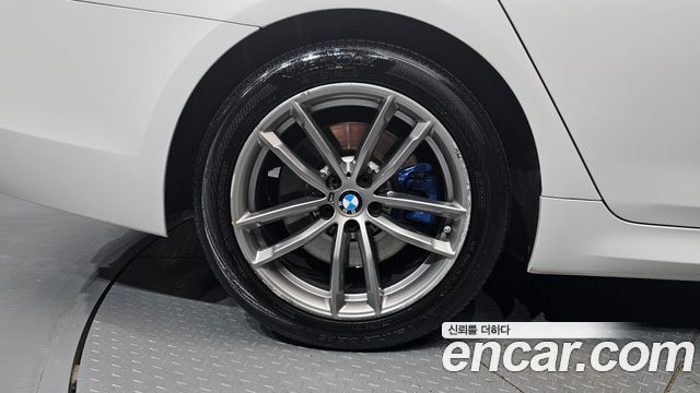 BMW 5 Series (G30) 530i xDrive M Sport Package Plus 2018 — фото 5