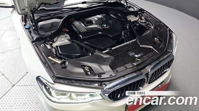 BMW 5 Series (G30) 530i xDrive M Sport Package Plus 2018 — фото 6
