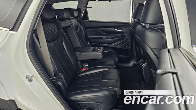 Hyundai Santa Fe Gasoline 2.5T 4WD Prestige 2021 — фото 12
