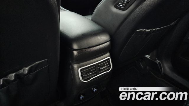 Hyundai Santa Fe Gasoline 2.5T 4WD Prestige 2021 — фото 19