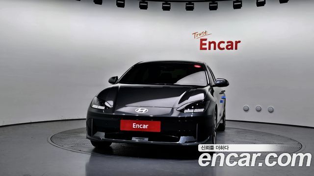 Hyundai Ioniq 6 Long Range Exclusive + 2023 — фото 3