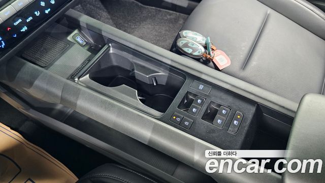 Hyundai Ioniq 6 Long Range Exclusive + 2023 — фото 9