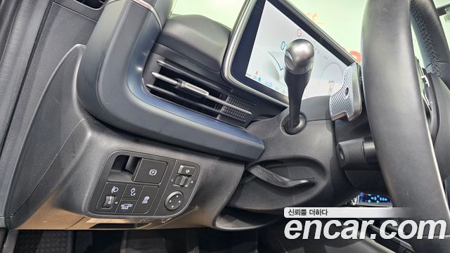Hyundai Ioniq 6 Long Range Exclusive + 2023 — фото 20