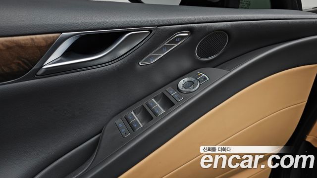 Genesis G80 (RG3) Gasoline 2.5 Turbo AWD 2022 — фото 17