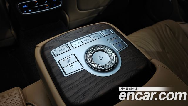 Genesis G80 (RG3) Gasoline 2.5 Turbo AWD 2022 — фото 19