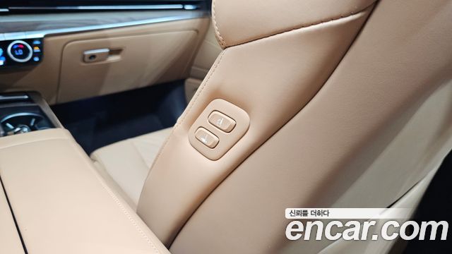 Genesis G80 (RG3) Gasoline 2.5 Turbo AWD 2022 — фото 34