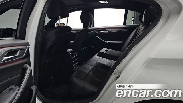 BMW 5 Series (G30) 530i M Sport Package 2018 — фото 12
