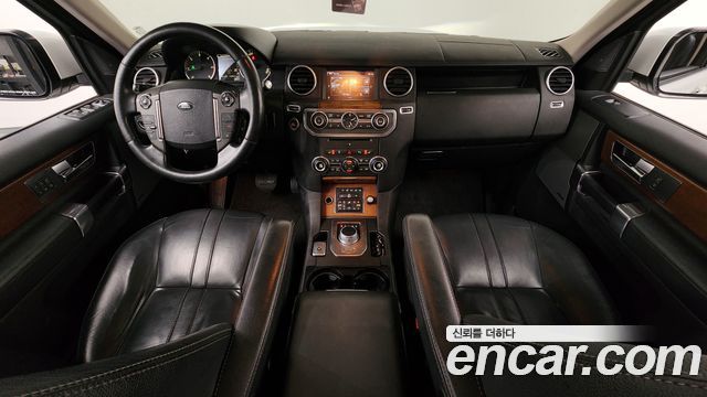 Land Rover Discovery 4 3.0 SDV6 HSE 2016 — фото 7