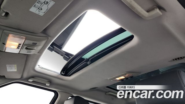 Land Rover Discovery 4 3.0 SDV6 HSE 2016 — фото 18