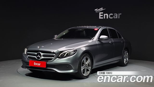 Mercedes-Benz E-Class (W213) E300 Avantgarde 2019 — фото 1