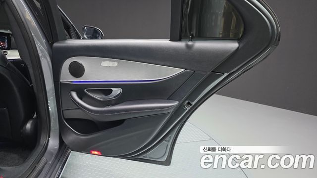 Mercedes-Benz E-Class (W213) E300 Avantgarde 2019 — фото 25
