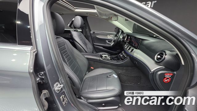 Mercedes-Benz E-Class (W213) E300 Avantgarde 2019 — фото 26