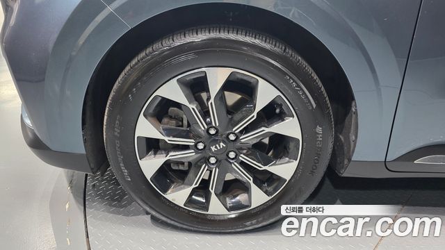 Kia Carnival (IV) Gasoline 7-Seater Signature 2021 — фото 5