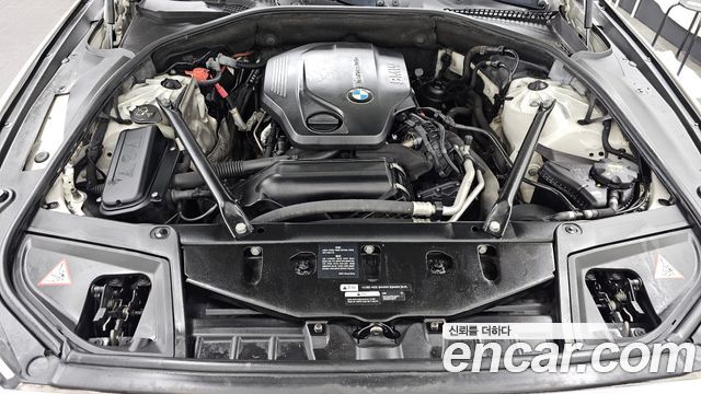 BMW 5 Series (F10) 520d xDrive M Aero Dynamic 2016 — фото 6
