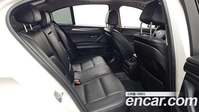 BMW 5 Series (F10) 520d xDrive M Aero Dynamic 2016 — фото 12