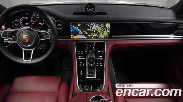Porsche Panamera (971) 3.0 AWD 2018 — фото 7