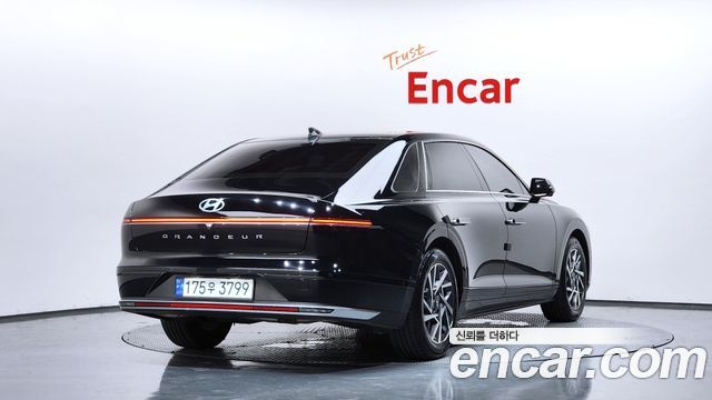 Hyundai Grandeur (GN7) 2,5 Gasoline 2WD Premium 2023 — фото 2