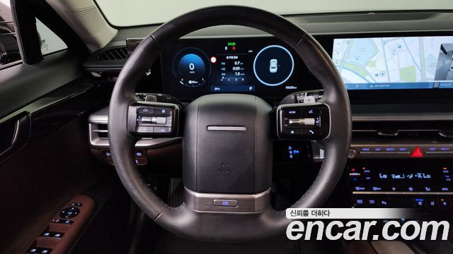 Hyundai Grandeur (GN7) 2,5 Gasoline 2WD Premium 2023 — фото 16