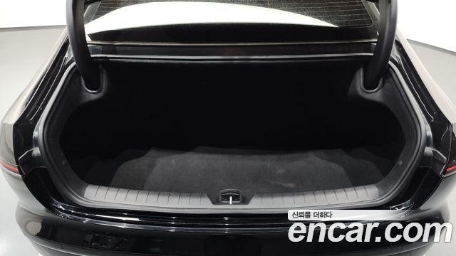 Hyundai Grandeur (GN7) 2,5 Gasoline 2WD Premium 2023 — фото 22