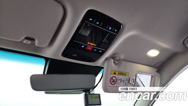 Hyundai Grandeur (GN7) 2,5 Gasoline 2WD Premium 2023 — фото 23
