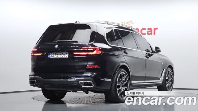 BMW X7 (G07) xDrive 40i M Sport 6STR 2024 — фото 2