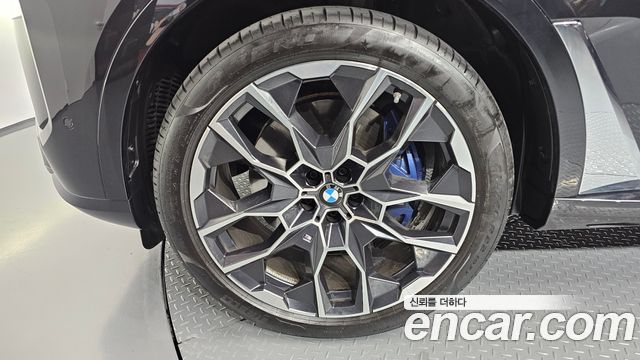 BMW X7 (G07) xDrive 40i M Sport 6STR 2024 — фото 5