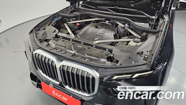 BMW X7 (G07) xDrive 40i M Sport 6STR 2024 — фото 6