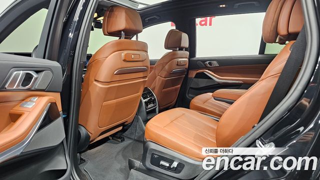 BMW X7 (G07) xDrive 40i M Sport 6STR 2024 — фото 11
