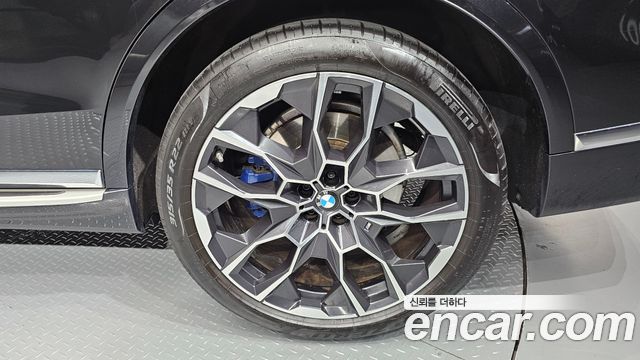BMW X7 (G07) xDrive 40i M Sport 6STR 2024 — фото 21