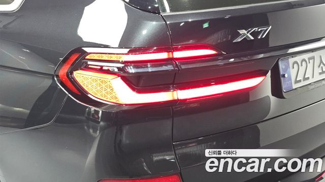 BMW X7 (G07) xDrive 40i M Sport 6STR 2024 — фото 23
