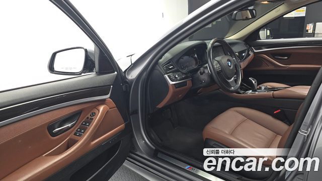 BMW 5 Series (F10) 528i M Aero Dynamic 2016 — фото 10