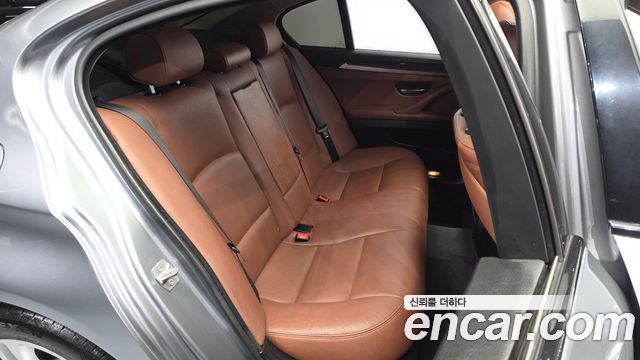 BMW 5 Series (F10) 528i M Aero Dynamic 2016 — фото 11