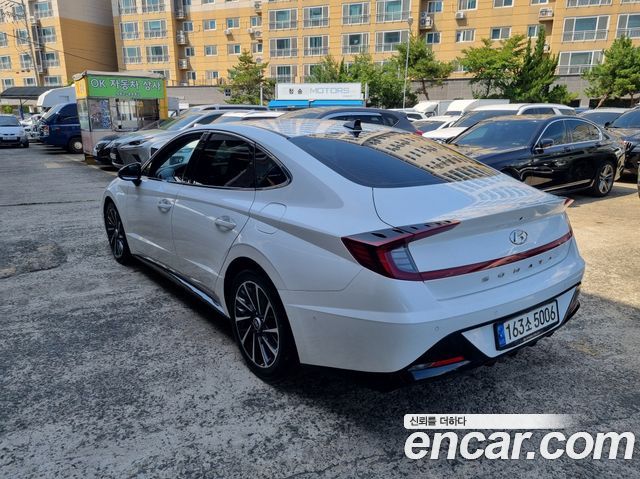 Hyundai Sonata (DN8) 1.6 Turbo Premium Plus 2023 — фото 2
