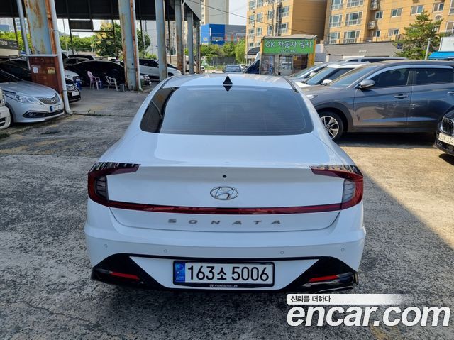 Hyundai Sonata (DN8) 1.6 Turbo Premium Plus 2023 — фото 4